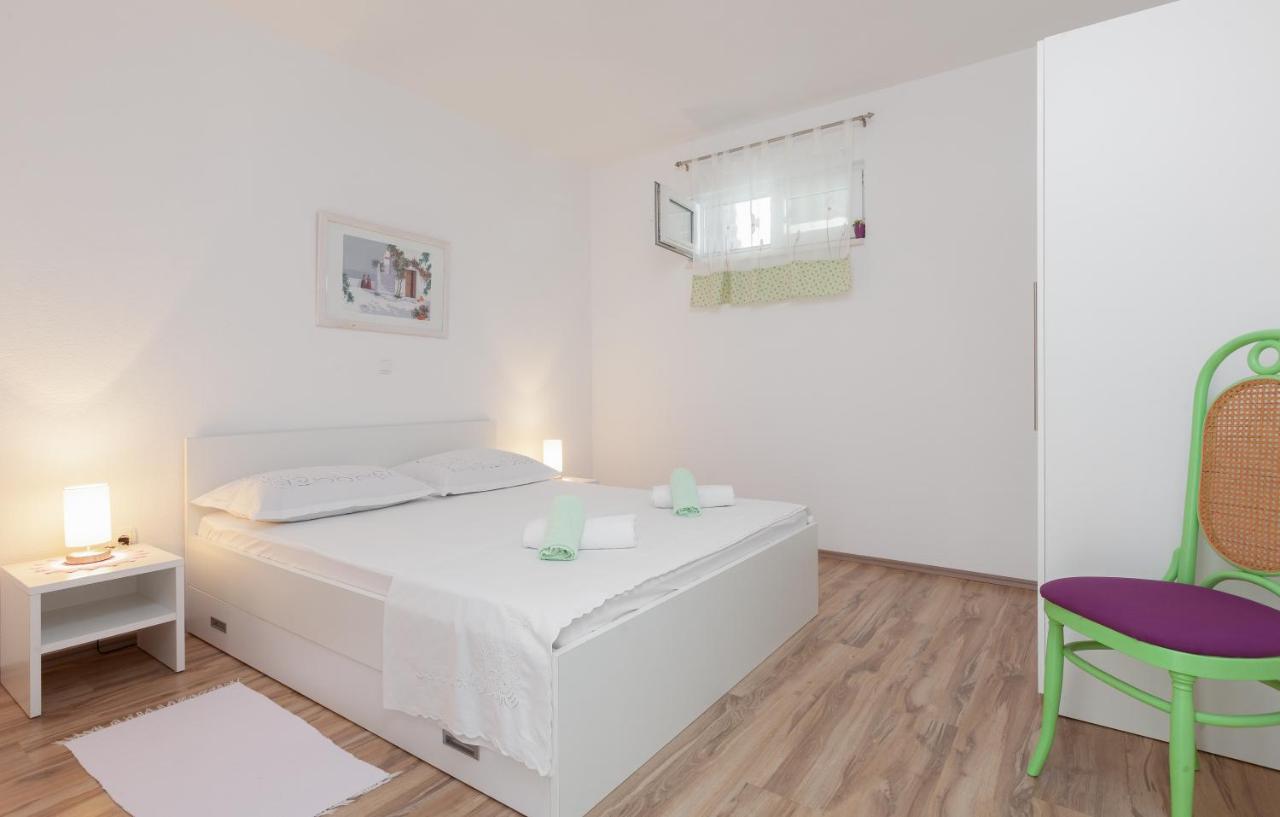 Apartments Galic พอดโกรา ภายนอก รูปภาพ
