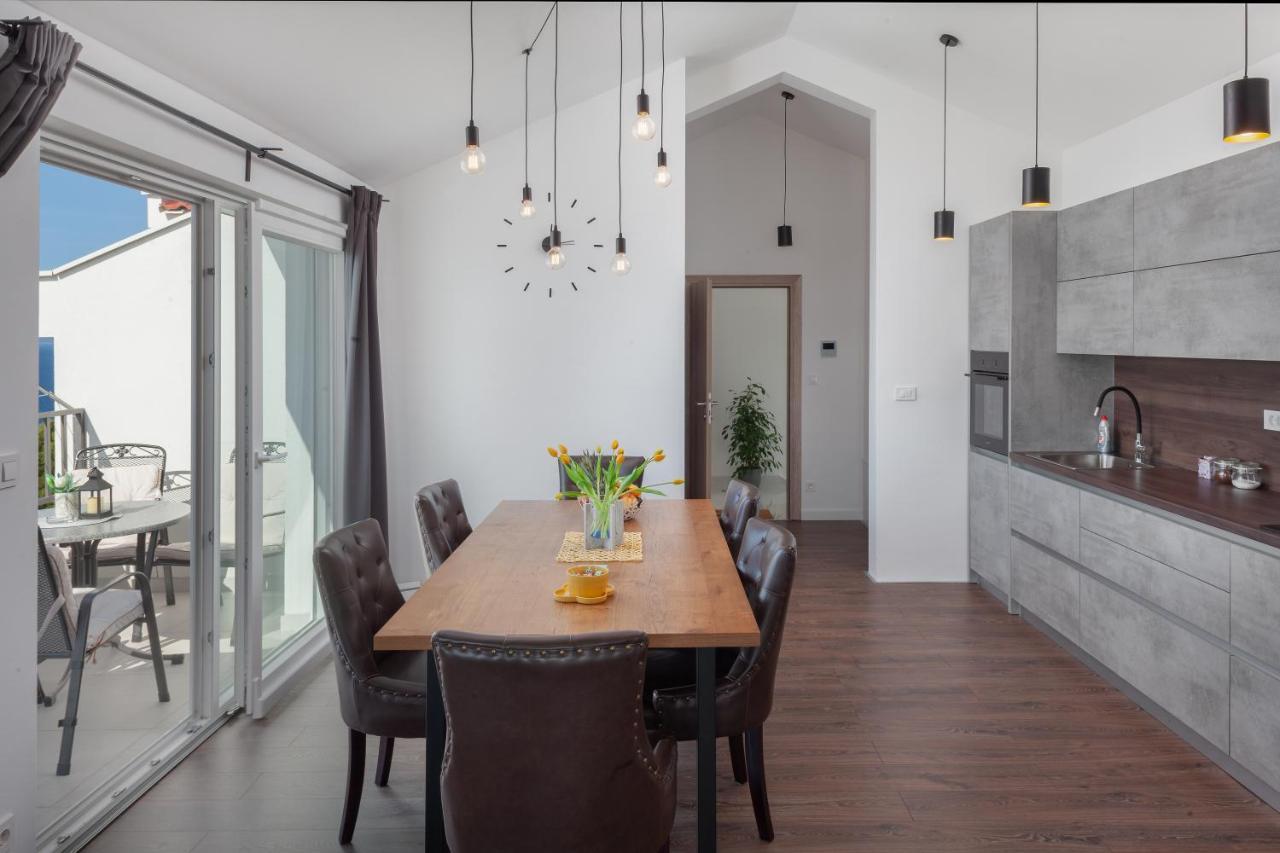 Apartments Galic พอดโกรา ภายนอก รูปภาพ