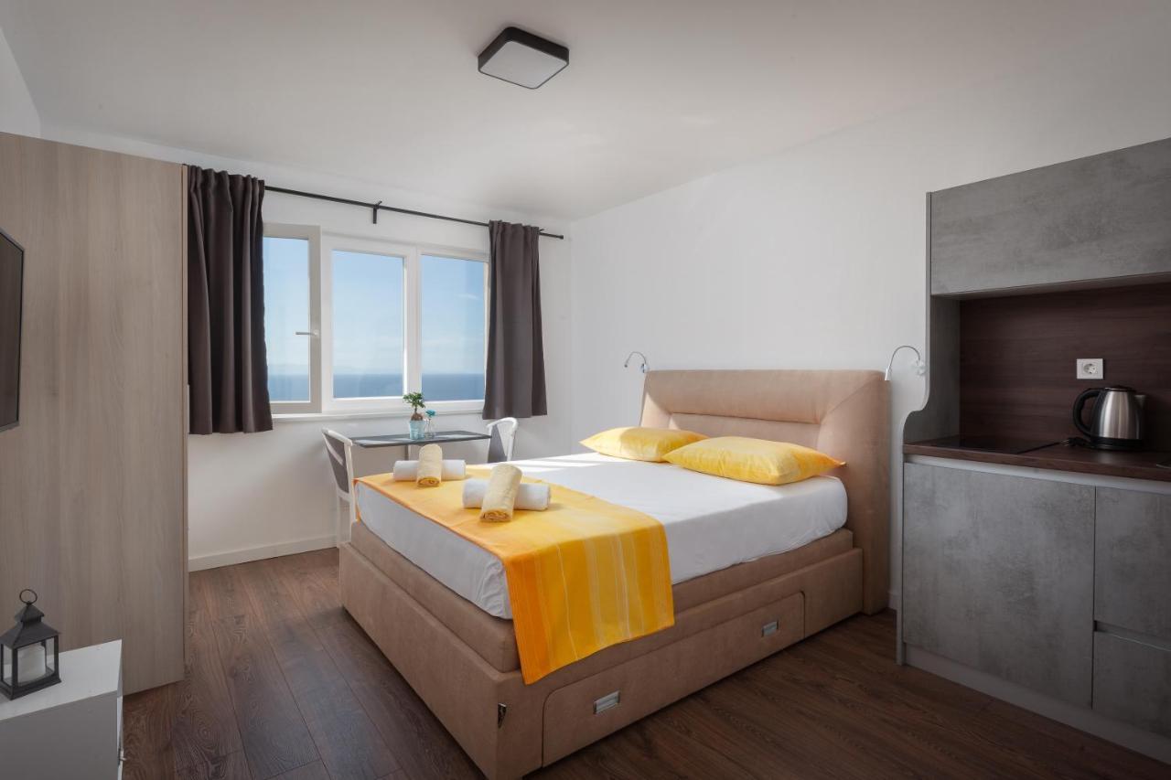 Apartments Galic พอดโกรา ภายนอก รูปภาพ